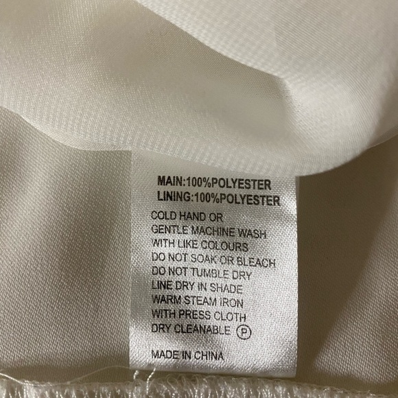 She’s White Peekaboo Dress - Picture 6 of 7